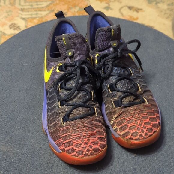 NIKE KD 9 “ROAR FROM THE FLOOR” size 6.5Y women's 8 - Picture 2 of 11